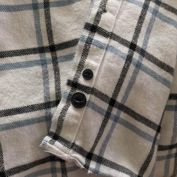 Flannel - Picture 5 of 7